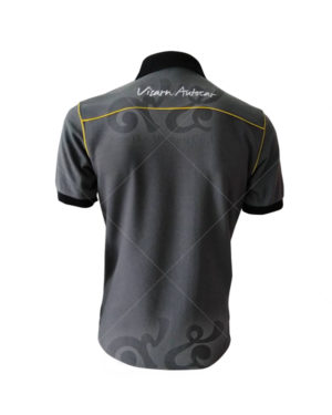 เสื้อโปโล-สี-เทา-คอปก-แขนจั้ม-สี-ดำ-กุ้นแลป-สี-เหลือง-ปัก-ด้านหลัง-polo-18