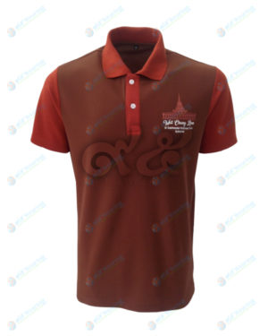 เสื้อโปโลตัดต่อ-tk-สีน้ำตาล-ปลายแขน-คอปก-สาบ-สีแดง-สกรีนด้านซ้าย-polo-62